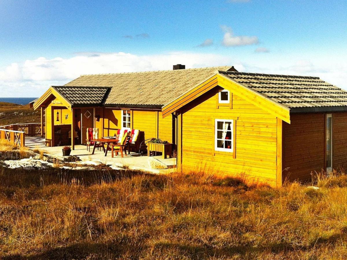 Three-Bedroom Holiday Home In Dyrvik Tuvnes Экстерьер фото